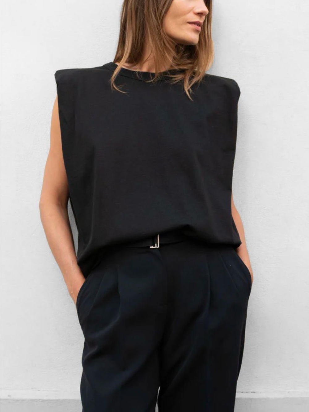 Frankie Shop Eva Padded Shoulder Muscle T-Shirt in Black - Picture 3 of 8